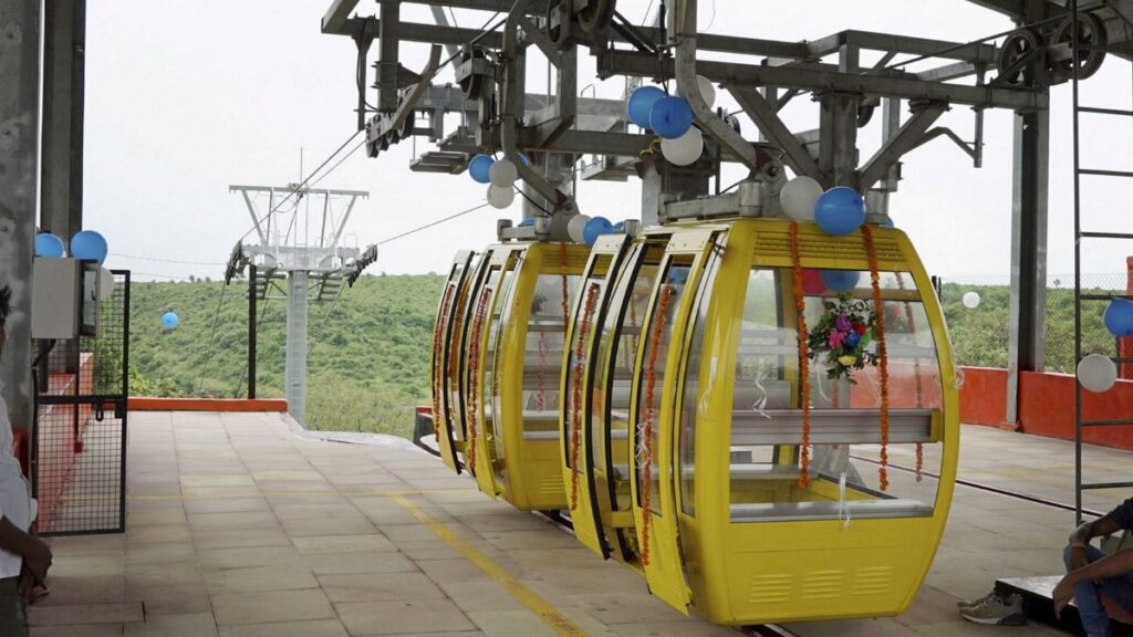 Urban Ropeway vs. Traditional Transport